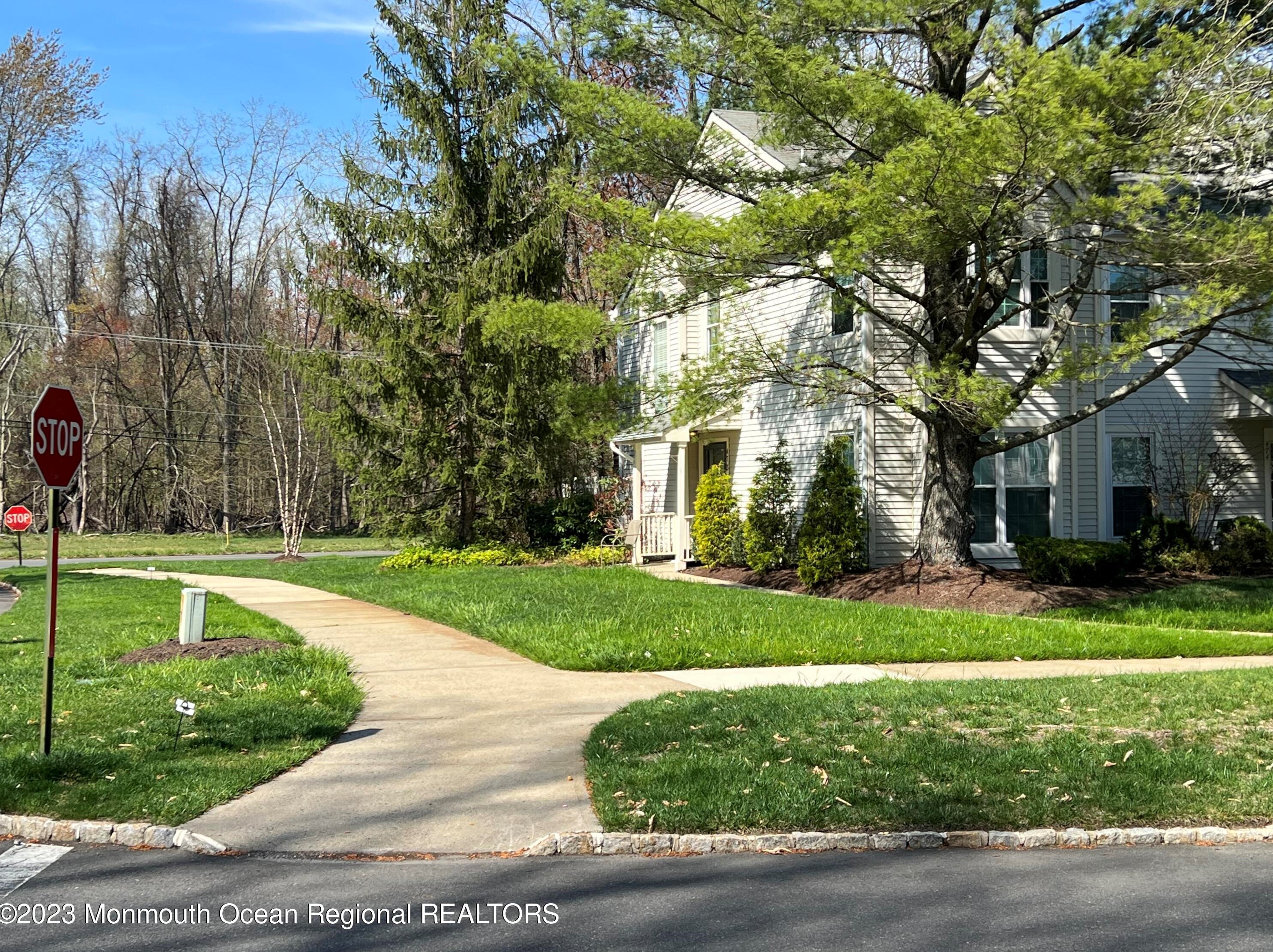 473 Cottonwood Ct, Wall Township NJ  07731-3063 exterior