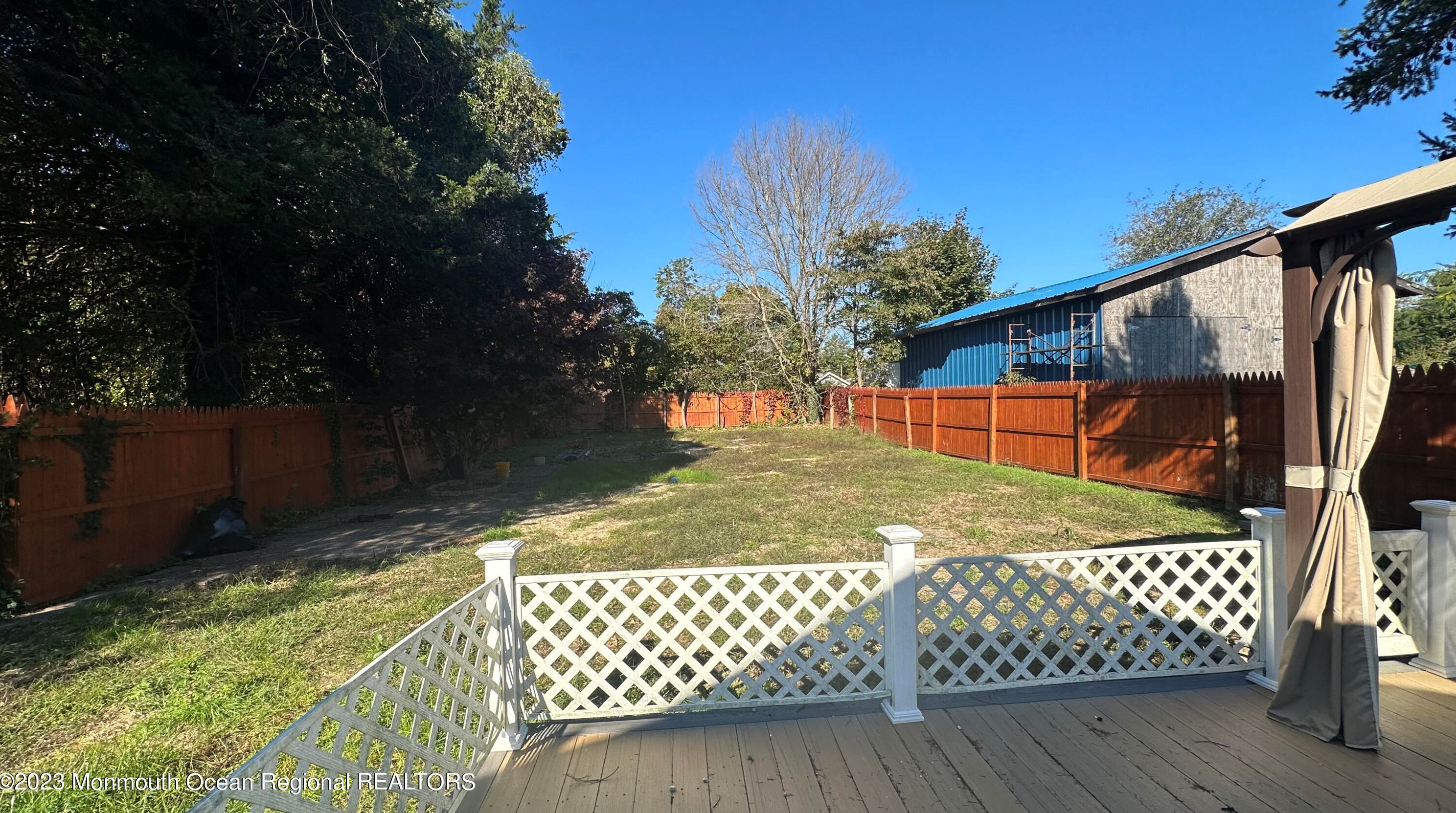 15 Cherry St, Tuckerton NJ  08087-9732 exterior