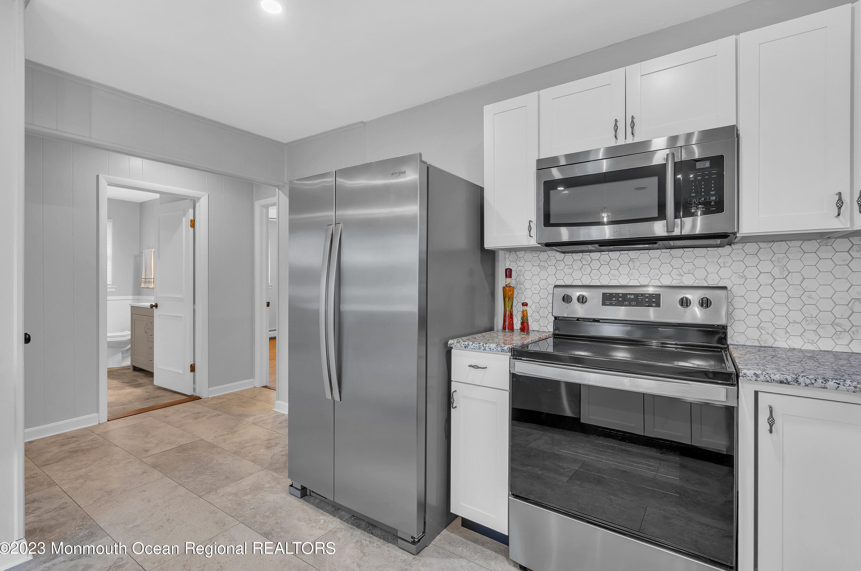 1841 Yorktowne Blvd, Toms River NJ  08753-1509 exterior