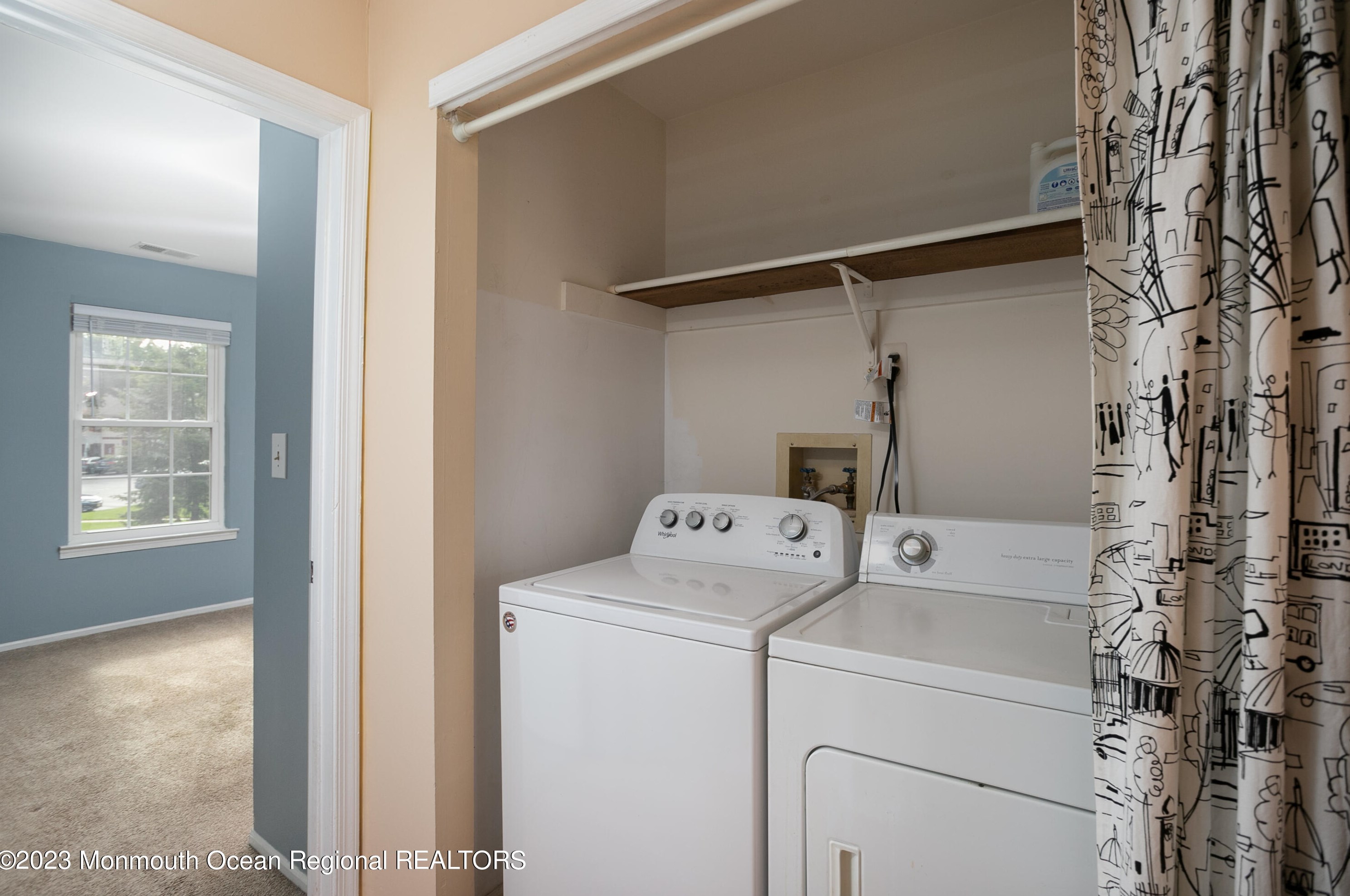 26 Wyndham Pl, Trenton NJ  08691-3121 exterior