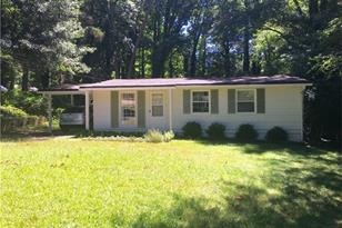 2451 Cumberland Dr Se Smyrna Ga 30080 Zillow