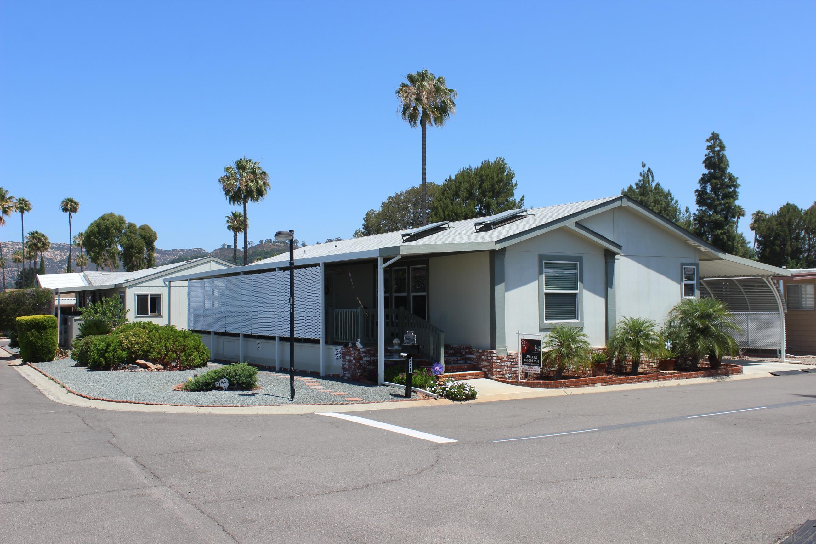 2300 E Valley Parkway 221, Escondido, CA 92027 MLS 220014423