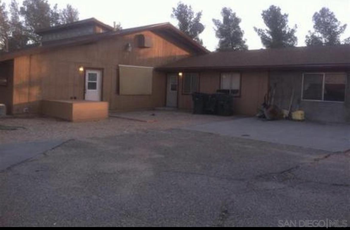 26012 Desert View Ave, Apple Valley, CA 92308 MLS 220021717
