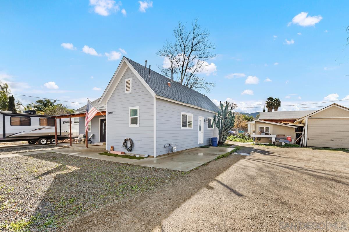 24789 1st Ave, Murrieta, CA 92562 MLS 230000189 Coldwell Banker