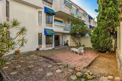 8338 Regents Rd 1T, San Diego, CA 92122 - Photo 1