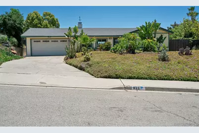  913 Buena Rosa Court, Fallbrook, CA 92028 - Photo 1