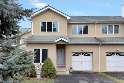 50 Chateau Ln 50 Hawthorne Ny 10532 Mls 4605608 Coldwell Banker
