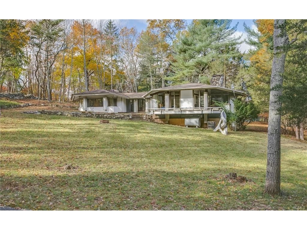 496 Haines Rd Bedford Corners Ny 10549 Mls 4702789 Coldwell Banker 496 Haines Rd Bedford Corners Ny 10549