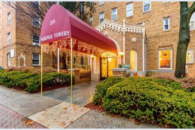 219 Bronx River Road 2c Yonkers Ny 10704