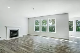 536 Hines Cir, Washington Twp, OH 45458 - Photo 17