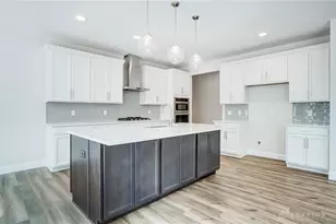 536 Hines Cir, Washington Twp, OH 45458 - Photo 21