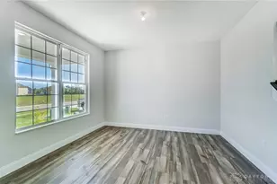 536 Hines Cir, Washington Twp, OH 45458 - Photo 11