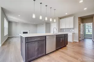 543 Hines Cir, Washington Twp, OH 45458 - Photo 21