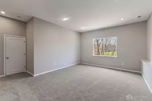 2639 Golden Leaf Dr, Beavercreek, OH 45431 - Photo 19