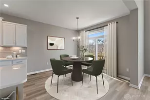 2639 Golden Leaf Dr, Beavercreek, OH 45431 - Photo 3