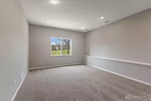 2639 Golden Leaf Dr, Beavercreek, OH 45431 - Photo 17