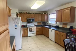 2129 Raceway Trl, Beavercreek Township, OH 45434 - Photo 7