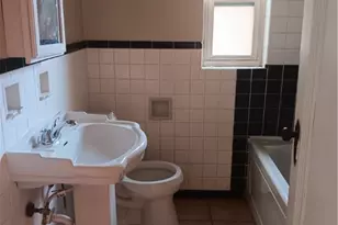 421 W Hudson Ave, Dayton, OH 45406 - Photo 17