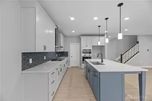 9026 Sorrento Pl, Washington Twp, OH 45458 - Photo 11