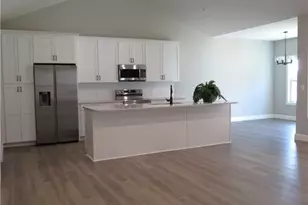 961 Winter Ridge Dr, Sidney, OH 45365 - Photo 5