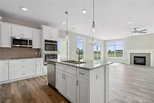 1427 Triple Crown Wy, Beavercreek Twp, OH 45385 - Photo 19