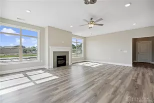 1427 Triple Crown Wy, Beavercreek Twp, OH 45385 - Photo 11