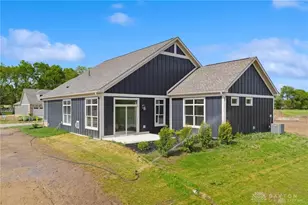 1427 Triple Crown Wy, Beavercreek Twp, OH 45385 - Photo 29