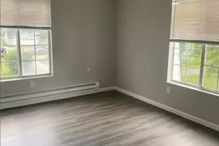 305 - 325 Bellbrook Ave, Xenia, OH 45385 - Photo 3