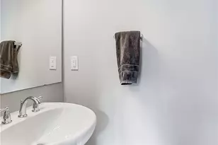 128 W Monument Ave, Dayton, OH 45402 - Photo 25