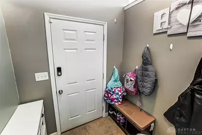 6828 Torrington Drive, Franklin, OH 45005 - Photo 3