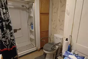 79 N Alder St, Dayton, OH 45417 - Photo 5