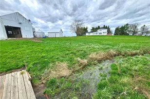 5469 Davis Rd, Jamestown Vlg, OH 45335 - Photo 5