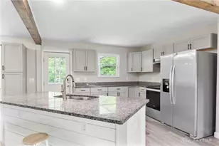 1153 King Richard Pkwy, Dayton, OH 45449 - Photo 11