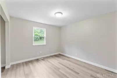 1153 King Richard Parkway, Dayton, OH 45449 - Photo 17