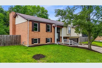 1153 King Richard Parkway, Dayton, OH 45449 - Photo 3