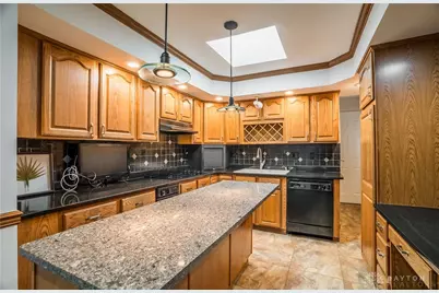 758 Cransberry Drive, Dayton, OH 45449 - Photo 3