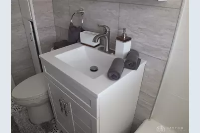 324 E Maplewood Avenue, Dayton, OH 45405 - Photo 25