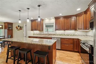 10550 Willow Brook Rd, Dayton, OH 45458 - Photo 11