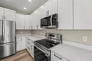 755 W Bentley Cir, Troy, OH 45373 - Photo 13