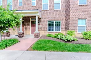 602 Brownstone Row, Springboro, OH 45066 - Photo 3