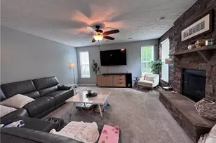 212 Triple Crown Dr, Vandalia, OH 45377 - Photo 7