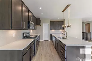 410 S Landon Ln, Springfield, OH 45505 - Photo 7