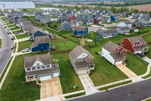 403 Sydney Dr, Tipp City, OH 45371 - Photo 35