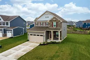 403 Sydney Dr, Tipp City, OH 45371 - Photo 3