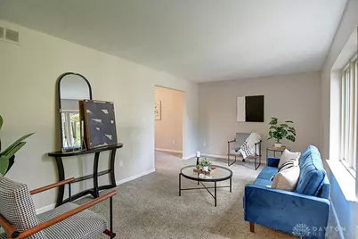 510 Royal Springs Drive, Springboro, OH 45066 - Photo 3