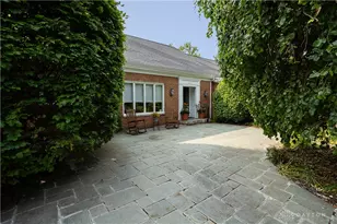 446 Lookout Ridge, Oakwood, OH 45419 - Photo 3