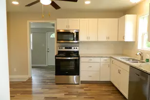 16 W Walnut St, Jeffersonville, OH 43128 - Photo 9