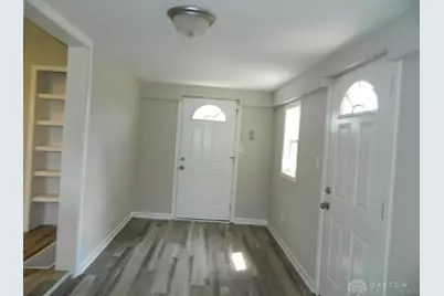 16 W Walnut Street, Jeffersonville, OH 43128 - Photo 13