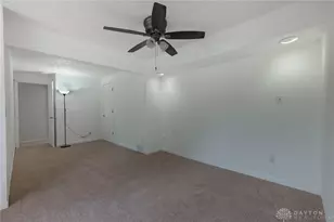 250 Grantwood Dr, Dayton, OH 45449 - Photo 17