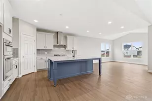 9045 Sorrento Pl, Washington Twp, OH 45458 - Photo 11